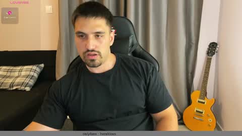 Snapshot of herculeus chatting on July 15, 2026, 11:32 pm Hercules online show from July 15, 2026, 11:32 pm