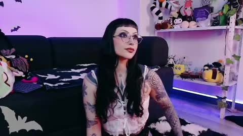  Marie  online show from June 8, 2026, 10:10 pm
