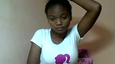 Snapshot of herisse01 chatting on June 17, 2026, 3:24 pm herisse01 online show from June 17, 2026, 3:24 pm