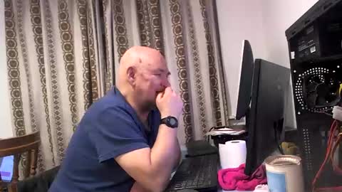 mature online show from February 28, 2025, 10:17 pm