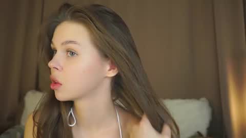 Nicole online show from June 9, 2026, 7:14 pm
