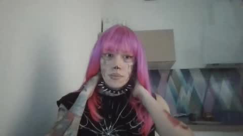 Snapshot of hermosa666 chatting on December 18, 2025, 8:53 am SatanGirl online show from December 18, 2025, 8:53 am