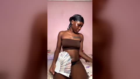 Snapshot of herslatt chatting on February 21, 2026, 5:47 pm herslatt online show from February 21, 2026, 5:47 pm