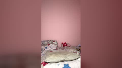 Snapshot of herslatt chatting on March 16, 2026, 1:33 am herslatt online show from March 16, 2026, 1:33 am