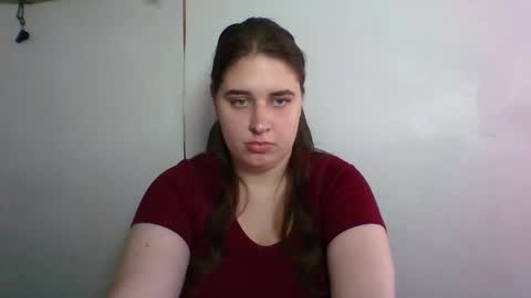 hess_luna_ online show from October 14, 2025, 9:10 am