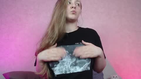 Snapshot of hesssa chatting on December 26, 2024, 3:10 pm Hesssa Prime time The broadcasts start at 3am and 3 pm London time online show from December 26, 2024, 3:10 pm