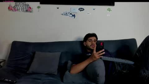 Snapshot of heteros_curious_ chatting on April 30, 2026, 8:48 pm yeis online show from April 30, 2026, 8:48 pm