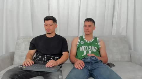 heteros men online show from April 25, 2026, 2:14 am