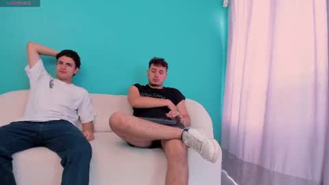 Snapshot of heteros_men chatting on July 23, 2026, 2:37 pm heteros men online show from July 23, 2026, 2:37 pm