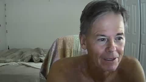 hewes1 online show from September 26, 2025, 8:29 am