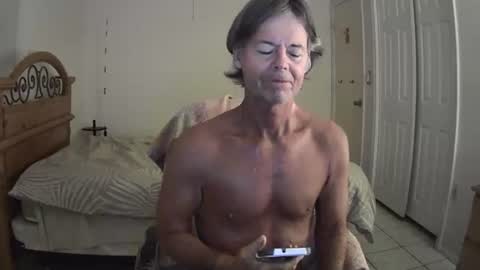 hewes1 online show from April 23, 2026, 8:35 am