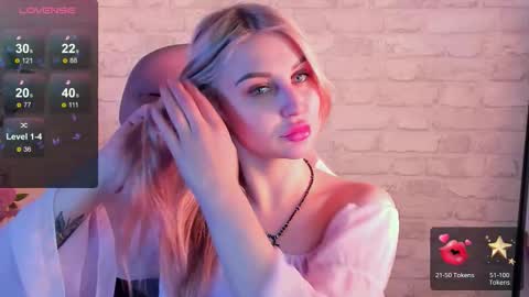 Snapshot of hey_cassie chatting on January 12, 2026, 5:07 pm hey_cassie online show from January 12, 2026, 5:07 pm