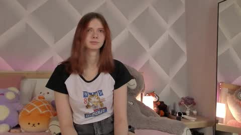 Snapshot of hey_honey_bunny chatting on November 5, 2025, 7:30 am hey_honey_bunny online show from November 5, 2025, 7:30 am
