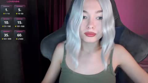  Nora  online show from April 22, 2026, 8:06 am