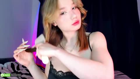Snapshot of hey_tyankaaaa chatting on May 6, 2026, 6:24 pm Bella 3 online show from May 6, 2026, 6:24 pm