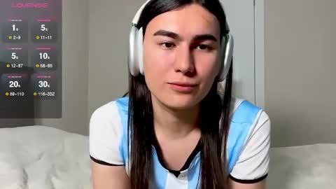Snapshot of heyalena chatting on July 19, 2026, 9:29 pm heyalena online show from July 19, 2026, 9:29 pm