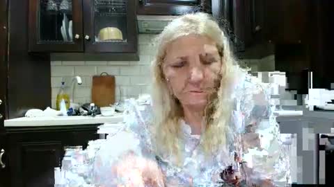 Snapshot of heyheygrey chatting on November 23, 2025, 11:15 pm Heyheygrey online show from November 23, 2025, 11:15 pm