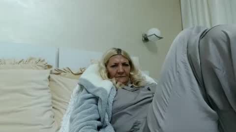 Snapshot of heyheygrey chatting on February 8, 2026, 2:53 pm Heyheygrey online show from February 8, 2026, 2:53 pm