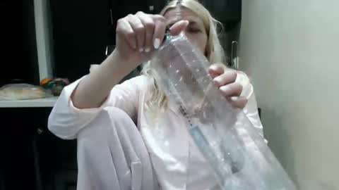 Snapshot of heyheygrey chatting on March 1, 2026, 11:29 pm Heyheygrey online show from March 1, 2026, 11:29 pm