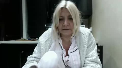 Snapshot of heyheygrey chatting on March 14, 2026, 12:17 am Heyheygrey online show from March 14, 2026, 12:17 am