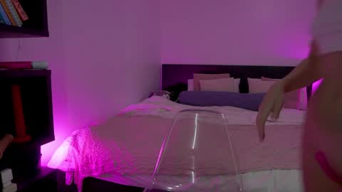 Hi guys You can call me Kitty online show from January 27, 2025, 3:47 am