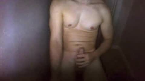 Snapshot of heynow101010 chatting on December 20, 2025, 2:07 am heynow101010 online show from December 20, 2025, 2:07 am