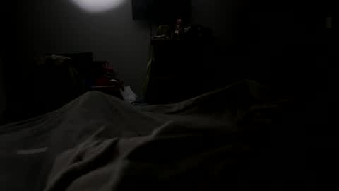 heyo1920 online show from May 17, 2026, 4:54 am