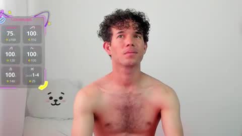 Snapshot of hghilltop chatting on November 2, 2025, 7:38 pm Harry Gaylord Hilltop INDEPENDENT MODEL online show from November 2, 2025, 7:38 pm