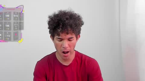 Snapshot of hghilltop chatting on November 3, 2025, 8:10 pm Harry Gaylord Hilltop INDEPENDENT MODEL online show from November 3, 2025, 8:10 pm