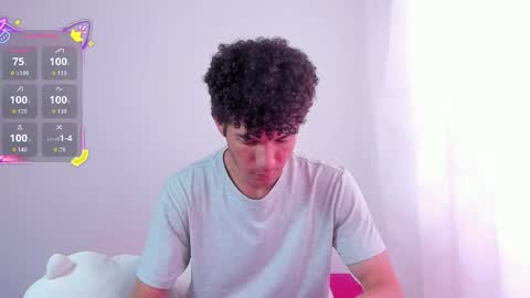 Snapshot of hghilltop chatting on November 17, 2025, 3:51 pm Harry Gaylord Hilltop INDEPENDENT MODEL online show from November 17, 2025, 3:51 pm