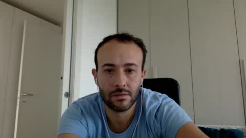 Snapshot of hhombre chatting on November 7, 2025, 9:42 am hhombre online show from November 7, 2025, 9:42 am