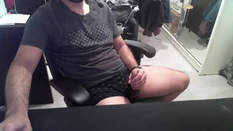 hi_im_chuck online show from January 29, 2025, 6:43 am