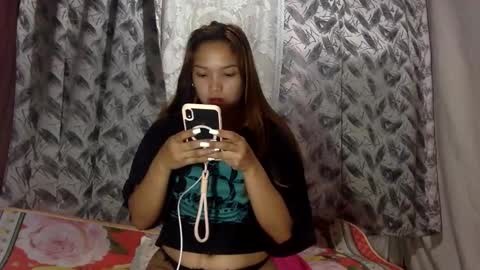Snapshot of hi_there99 chatting on January 15, 2026, 11:30 pm hi_there99 online show from January 15, 2026, 11:30 pm