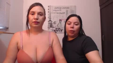 Snapshot of hidden_tinna chatting on July 24, 2026, 11:30 am Tinna online show from July 24, 2026, 11:30 am