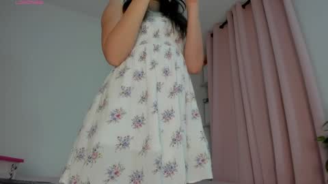 Snapshot of hiddendana chatting on December 2, 2025, 11:48 am Dana online show from December 2, 2025, 11:48 am