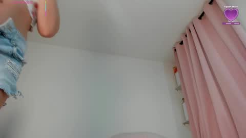 Snapshot of hiddendana chatting on March 28, 2026, 11:43 am Dana online show from March 28, 2026, 11:43 am