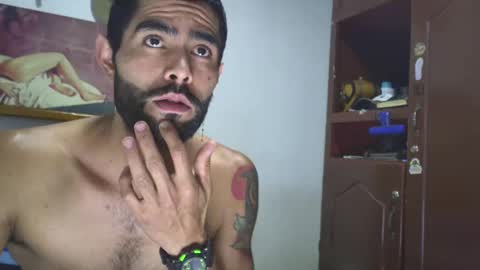 hideonbush online show from October 23, 2025, 1:49 am