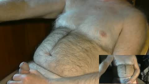 Snapshot of higgins11 chatting on December 21, 2024, 3:14 am higgins11 online show from December 21, 2024, 3:14 am