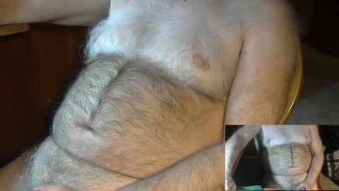 Snapshot of higgins11 chatting on January 25, 2025, 1:32 am higgins11 online show from January 25, 2025, 1:32 am