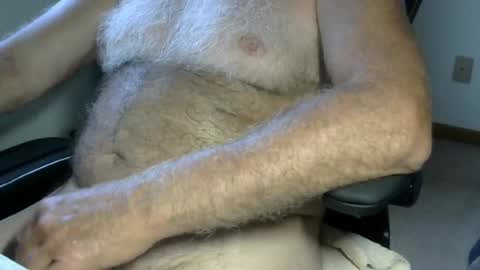 Snapshot of higgins11 chatting on July 12, 2026, 8:44 pm higgins11 online show from July 12, 2026, 8:44 pm