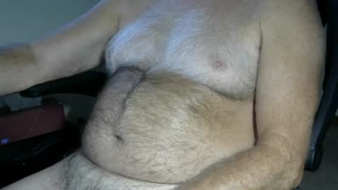 Snapshot of higgins11 chatting on August 3, 2026, 12:31 am higgins11 online show from August 3, 2026, 12:31 am