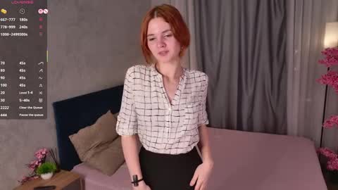 Snapshot of highendhoneyreal_ chatting on April 1, 2026, 9:56 pm Rina online show from April 1, 2026, 9:56 pm