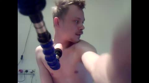 Snapshot of highman27 chatting on February 16, 2025, 2:10 pm highman27 online show from February 16, 2025, 2:10 pm