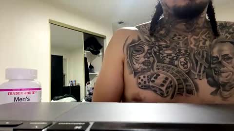 Snapshot of hihello300 chatting on October 6, 2025, 4:10 am hihello300 online show from October 6, 2025, 4:10 am