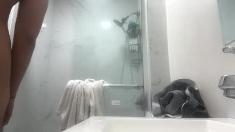 hihello7777 online show from September 17, 2025, 8:16 am