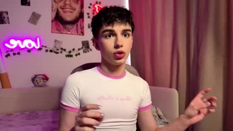 twinkvadusha online show from March 5, 2026, 7:04 am