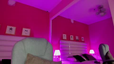 hilary_tailor online show from September 28, 2025, 10:53 am