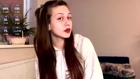 Hi Im Elizabeth online show from March 9, 2026, 1:48 pm