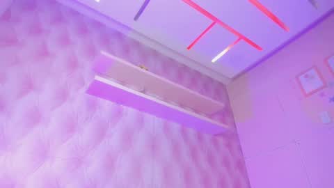 Snapshot of hillary_banks__ chatting on February 13, 2025, 8:06 am Hillary online show from February 13, 2025, 8:06 am