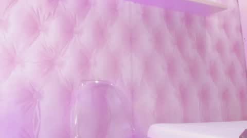 Snapshot of hillary_banks__ chatting on March 4, 2025, 3:44 am Hillary online show from March 4, 2025, 3:44 am